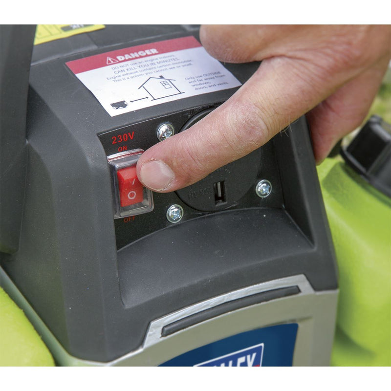 Sealey Generator Inverter 1000W 230V G1000I Sealey - Dynamic Drive