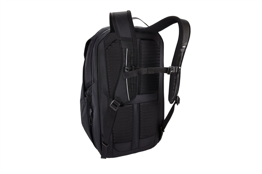 Thule Paramount commuter backpack 27L black Cycling backpack Thule - Dynamic Drive