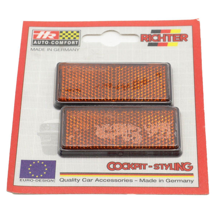 Red Triangular Reflector for Safety on Caravans and Motorhomes Nova - Dynamic Drive