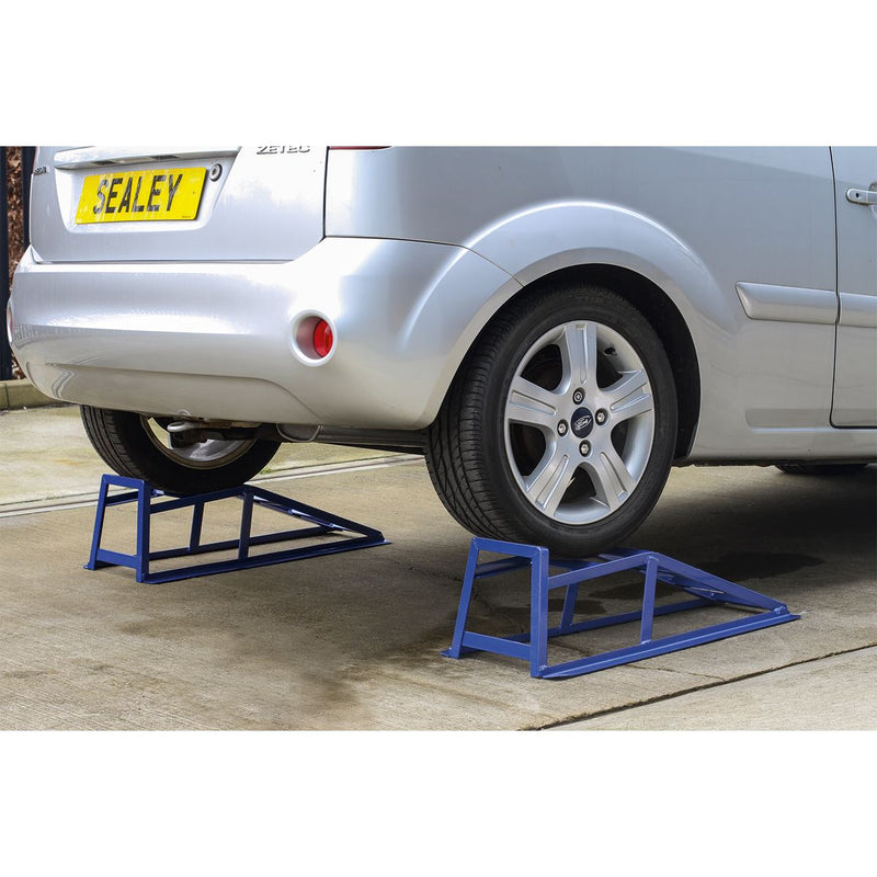 Sealey Car Ramps 1tonne Capacity per Ramp 2tonne Capacity per Pair CAR2000 Sealey - Dynamic Drive