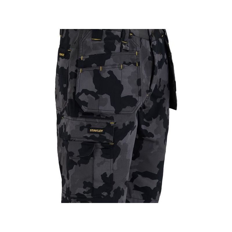 Stanley® Clothing Hanley Holster Shorts Black Camouflage Waist 32in STANLEY® Clothing - Dynamic Drive