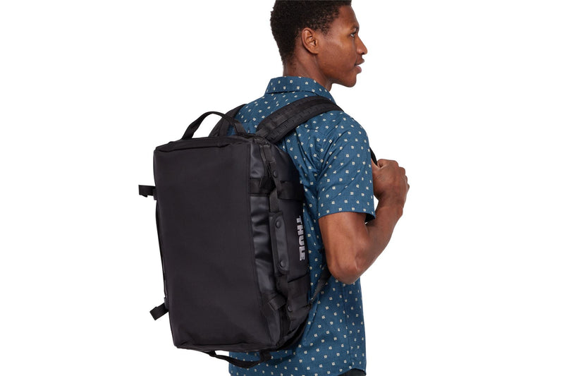 Thule Chasm 30L duffel bag black Thule - Dynamic Drive