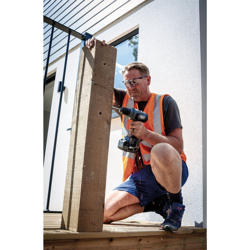 Draper XP20 20V Brushless Combi Drill, 135Nm, 1 x 4.0Ah Battery, 1 x Fast Charge Draper - Dynamic Drive
