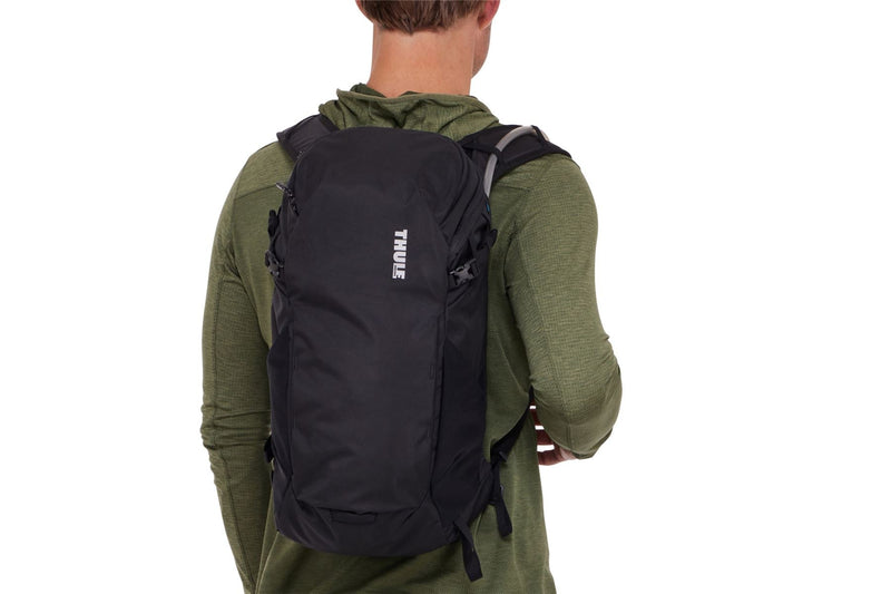 Thule AllTrail hydration pack 16L black Thule - Dynamic Drive