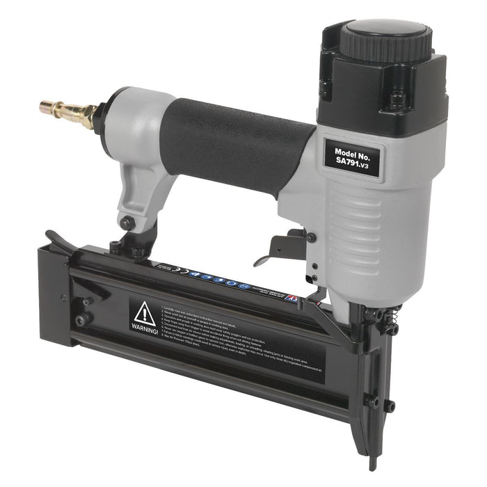 Sealey Air Nail Gun 15-50mm Capacity 1/4" BSP 18 Gauge Brad Nailer SA791 Sealey  - Dynamic Drive