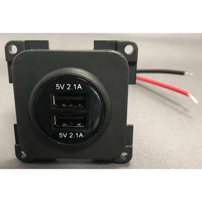 Sargent Double USB in CBE (2 x 2.1Amp) Sargent - Dynamic Drive