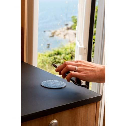 Scanstrut Rokk Surface Wireless Charger 12-24V SC-CW-02E Scanstrut - Dynamic Drive