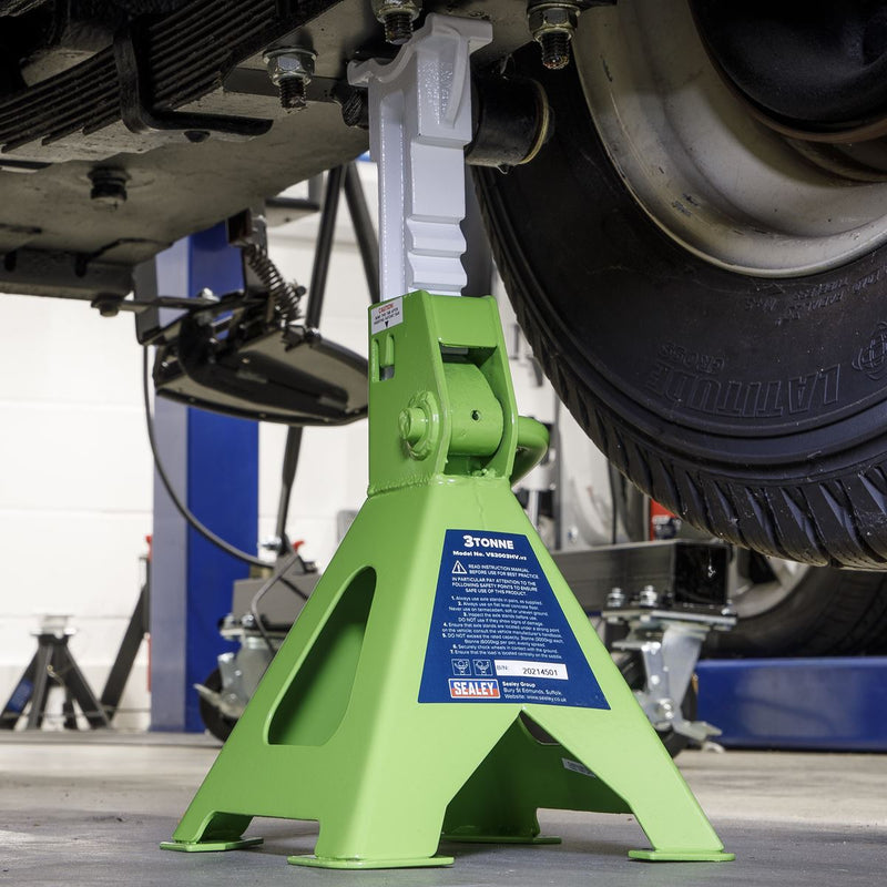 Sealey AXLe Stands (Pair) 3 Tonne Capacity per Stand Ratchet Type Hi-Vis Green Sealey - Dynamic Drive
