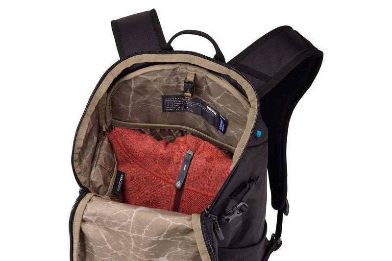 Thule AllTrail 18L daypack with rain cover black Thule - Dynamic Drive