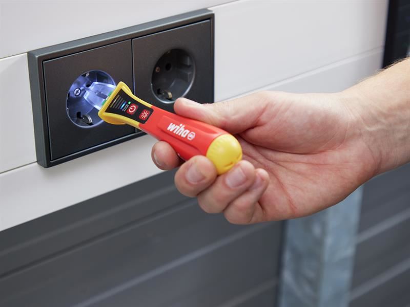Wiha Non-contact Voltage Detector 90-1000V AC Wiha - Dynamic Drive