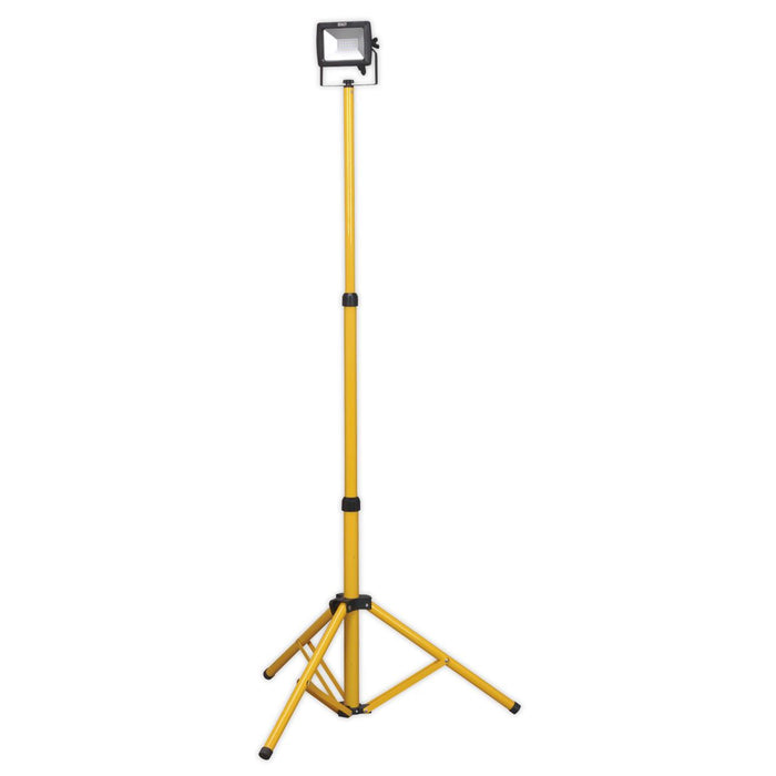 Sealey Telescopic Floodlight 10W SMD LED 110V Sealey - Dynamic Drive