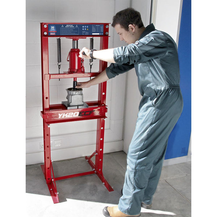 Hydraulic Press 20Tonne Economy Floor Type Sealey  - Dynamic Drive