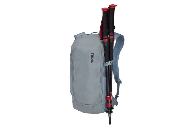 Thule AllTrail 18L daypack with rain cover Pond grey Thule - Dynamic Drive