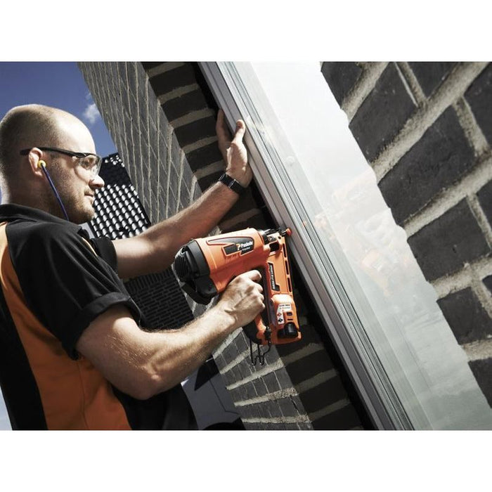 Paslode IM65 F16 Lithium 16 Gauge Angled Brad Nailer 1 x 2.1Ah Li-ion Paslode - Dynamic Drive