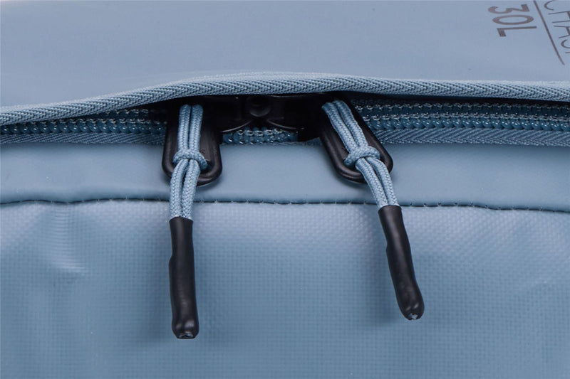 Thule Chasm 30L duffel bag pond grey Thule - Dynamic Drive