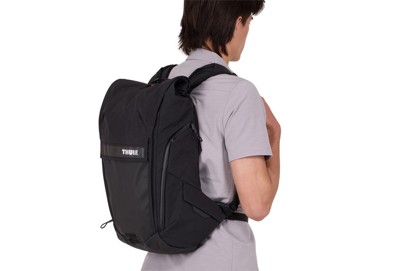 Thule Paramount bike commute backpack black 20L Thule - Dynamic Drive