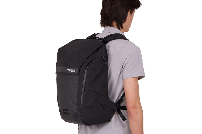 Thule Paramount bike commute backpack black 28L Thule - Dynamic Drive