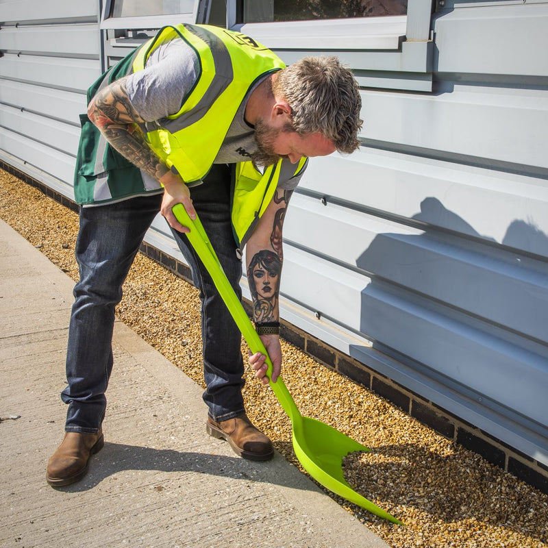 Sealey General-Purpose Polypropylene Shovel with 690mm Handle SS10 Sealey - Dynamic Drive