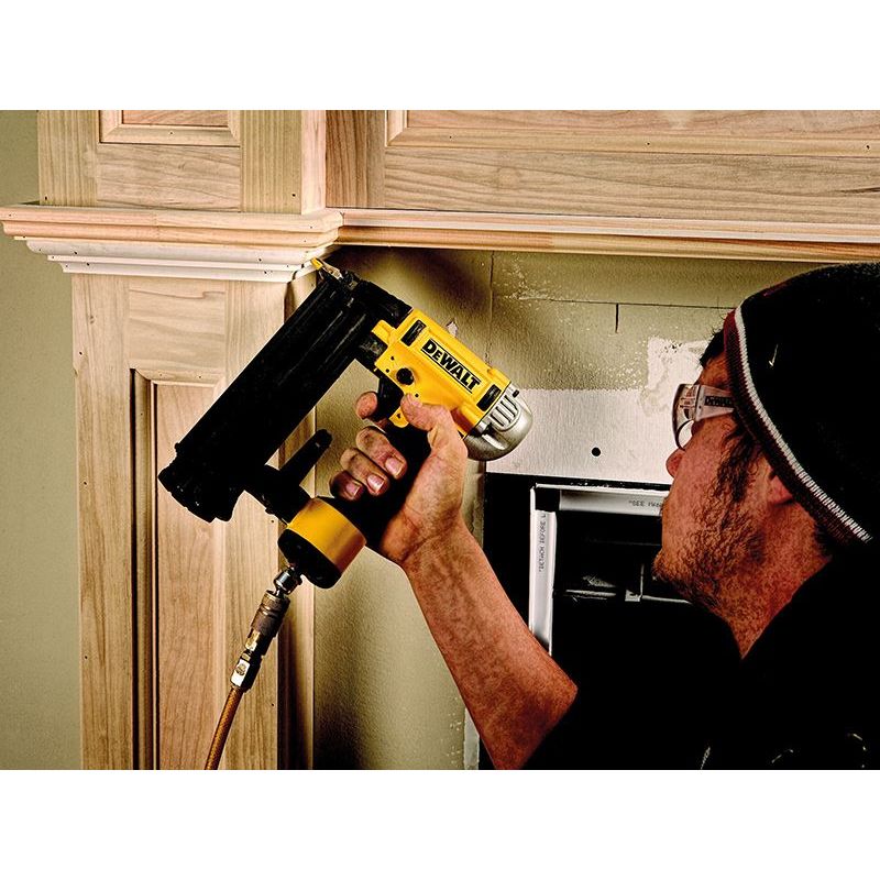 Dewalt Power Tools DPN1850PP Pneumatic Oil-Free 18 Gauge Brad Nailer DeWALT Power Tools - Dynamic Drive