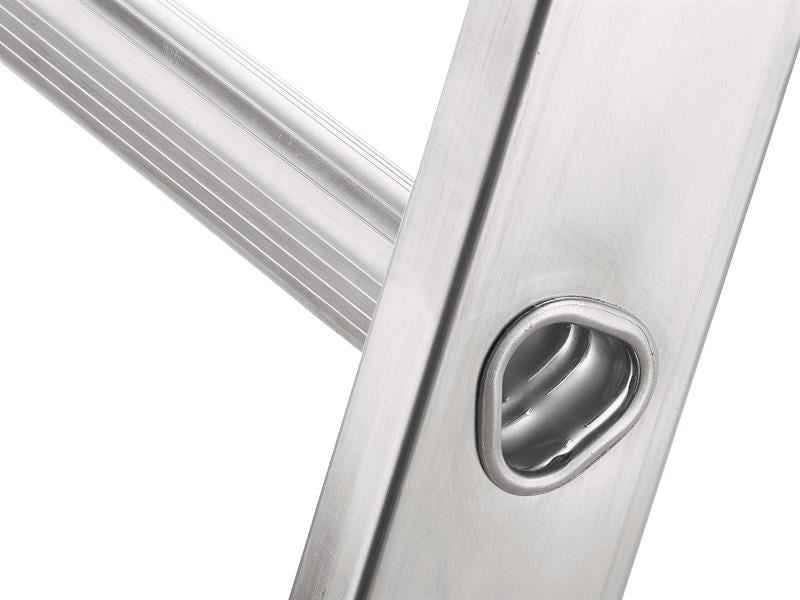 Zarges Everest 3DE Extension Ladder 3-Part D-Rungs 3 x 12 Zarges - Dynamic Drive