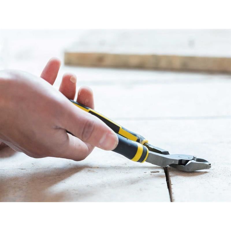 Stanley® Hand Tools FatMax® Angled Diagonal Cutting Pliers 160mm (6.1/4in) STANLEY® Hand Tools - Dynamic Drive