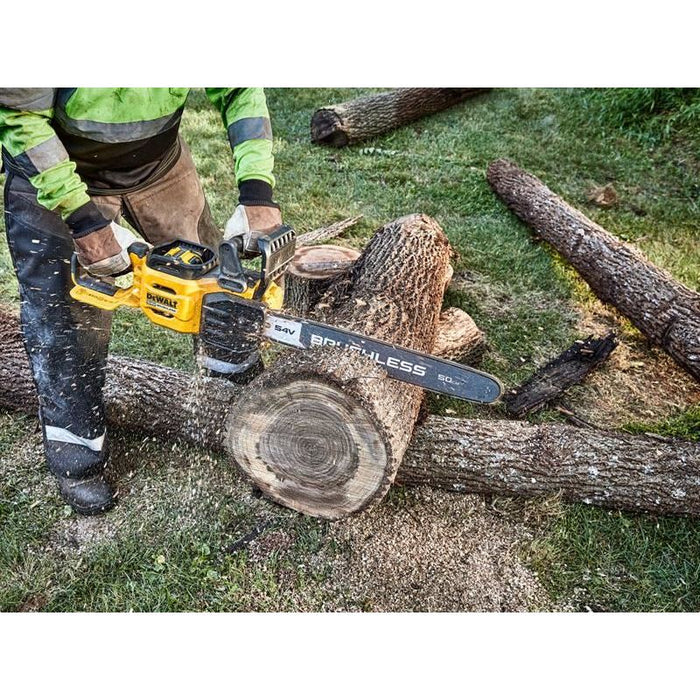 Dewalt Power Tools DCMCS575X XR FlexVolt Chainsaw 50cm Bar 54V 1 x 3.0Ah Li-ion DeWALT Power Tools - Dynamic Drive