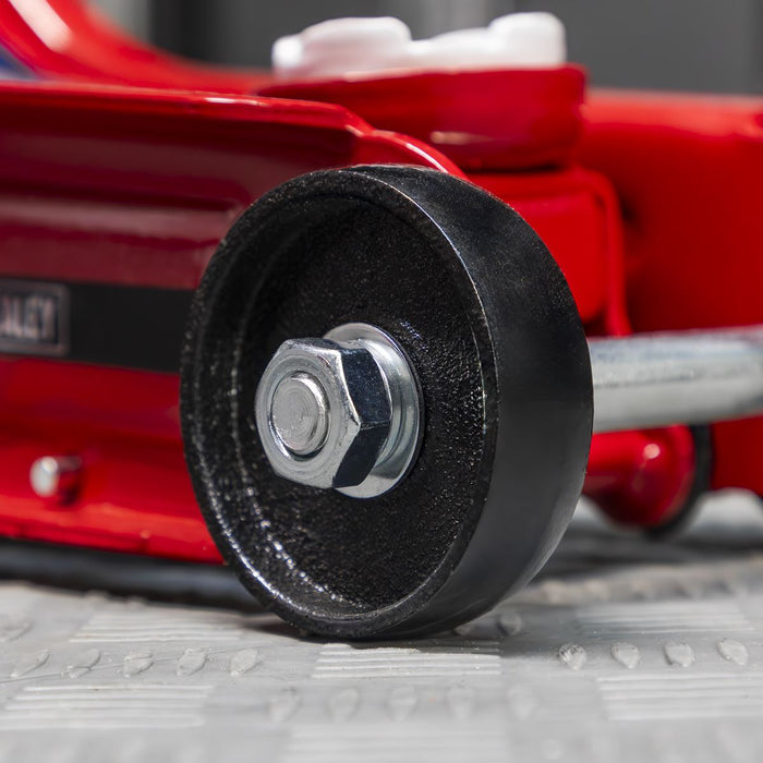Sealey Low Profile Short Chassis Trolley Jack 2 Tonne 1050CXLE Sealey - Dynamic Drive