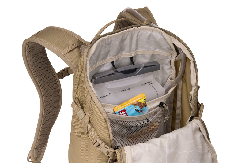 Thule AllTrail hydration pack 22L Faded Khaki tan Thule - Dynamic Drive
