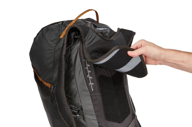 Thule Stir 35L men's hiking rucksack obsidian grey Hiking backpack Thule - Dynamic Drive
