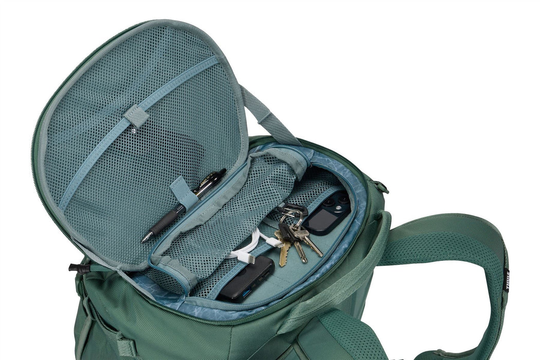 Thule Landmark 40L travel pack hazy green Thule - Dynamic Drive