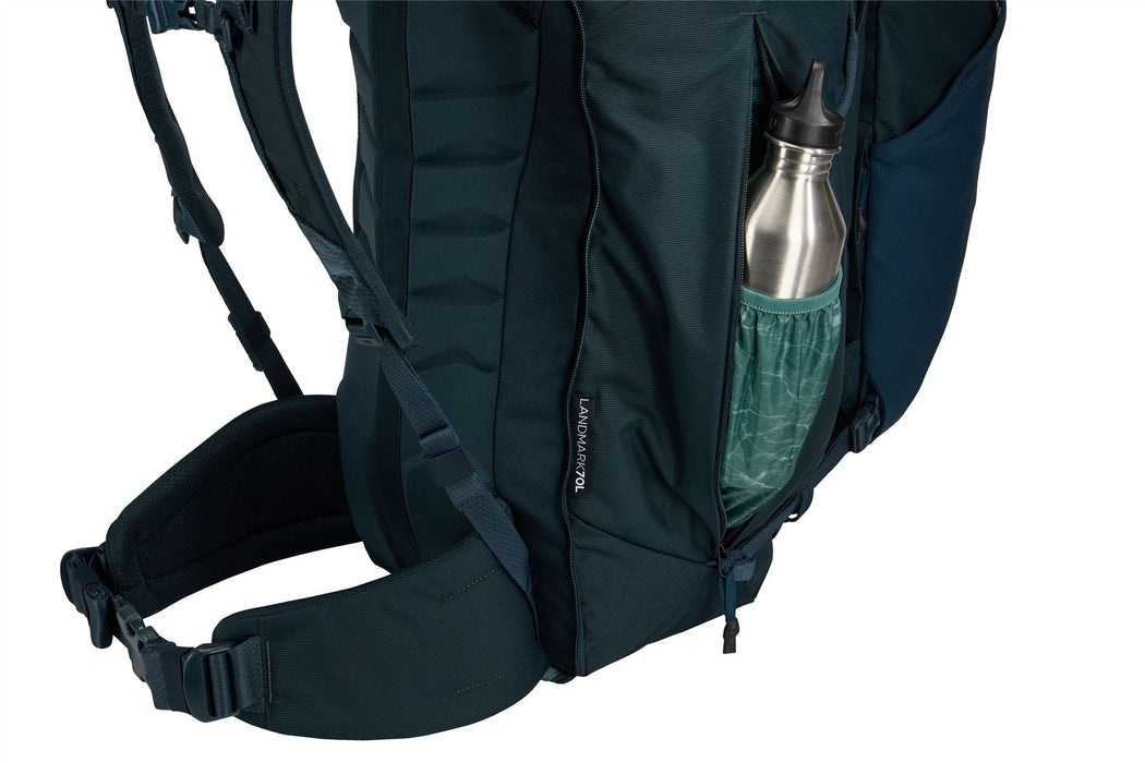 Thule Landmark 70L travel pack darkest blue Thule - Dynamic Drive