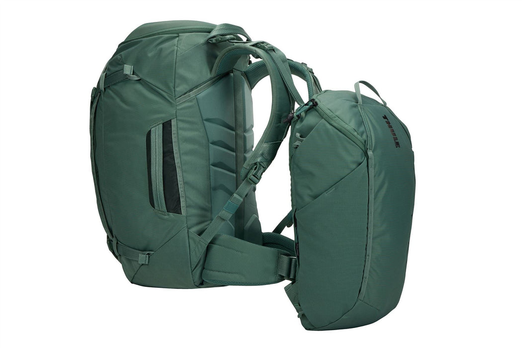 Thule Landmark 60L Women's travel pack hazy green Thule - Dynamic Drive