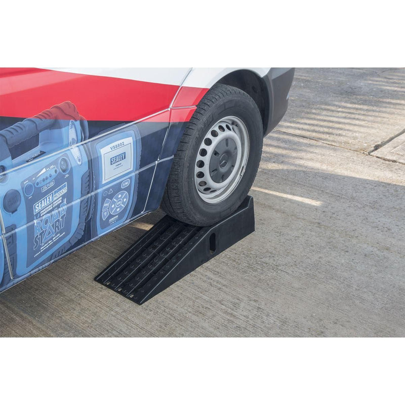 Sealey Car Ramps 1.5 Tonne Capacity per Ramp 3 Tonne Capacity per Pair CAR3000C Sealey - Dynamic Drive