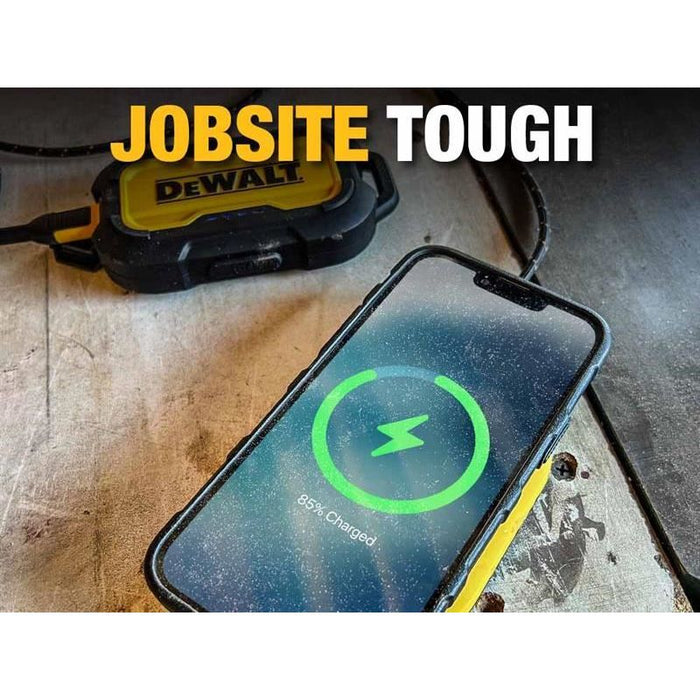 Dewalt Telecoms Fast Wireless Charging Pad DEWALT Telecoms - Dynamic Drive