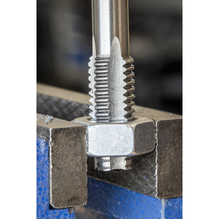 Sealey Metric Tap & Die Set Split Dies 32pc AK3015 Sealey - Dynamic Drive