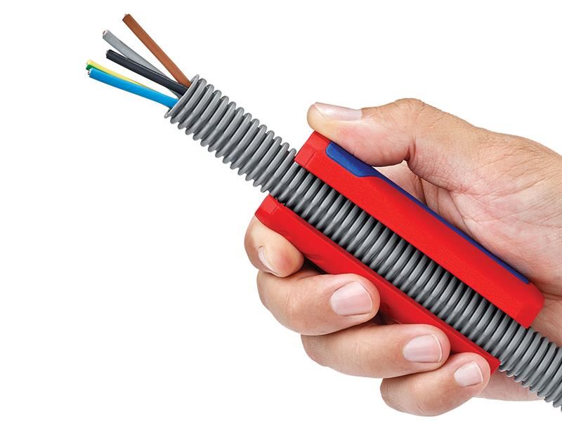 Knipex TwistCut Corrugated Pipe Cutter 13-32mm Knipex - Dynamic Drive