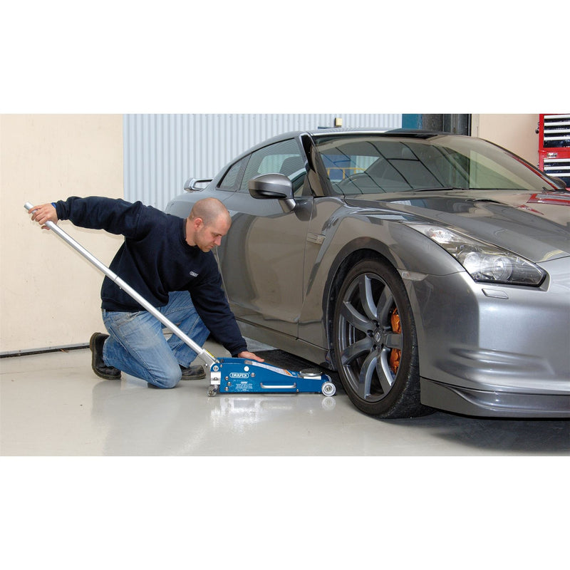 Draper Aluminium and Steel Low Profile Trolley Jack, 2.5 Tonne 31479 Draper - Dynamic Drive