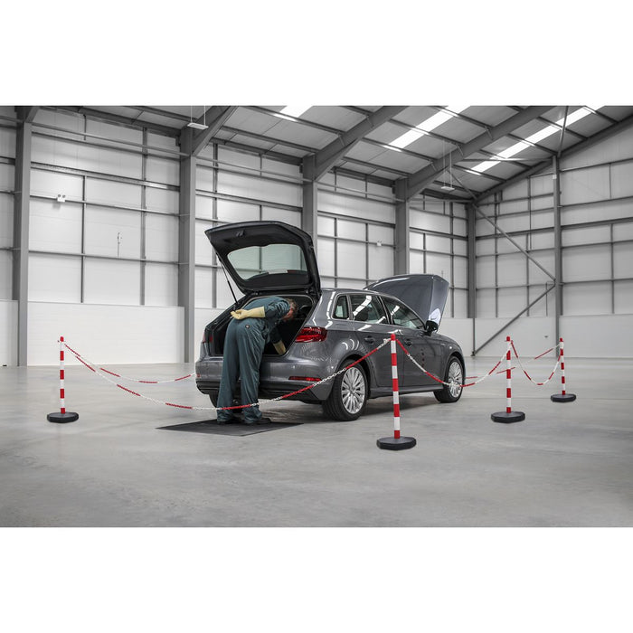 Sealey Red/White Post & Chain Kit 25m RWSBKIT Sealey - Dynamic Drive