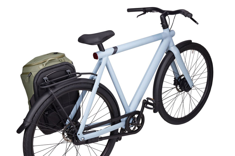 Thule Paramount hybrid bike pannier and backpack 26L green Thule - Dynamic Drive