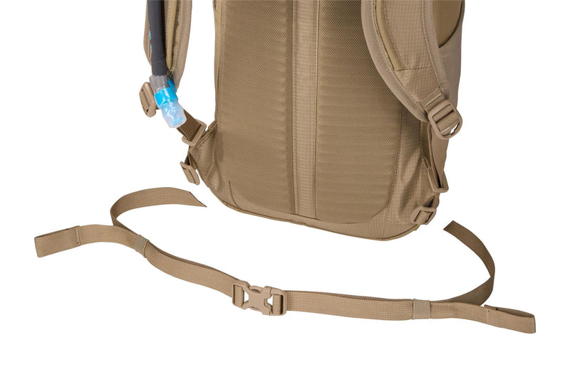 Thule AllTrail hydration pack 16L Faded Khaki tan Thule - Dynamic Drive