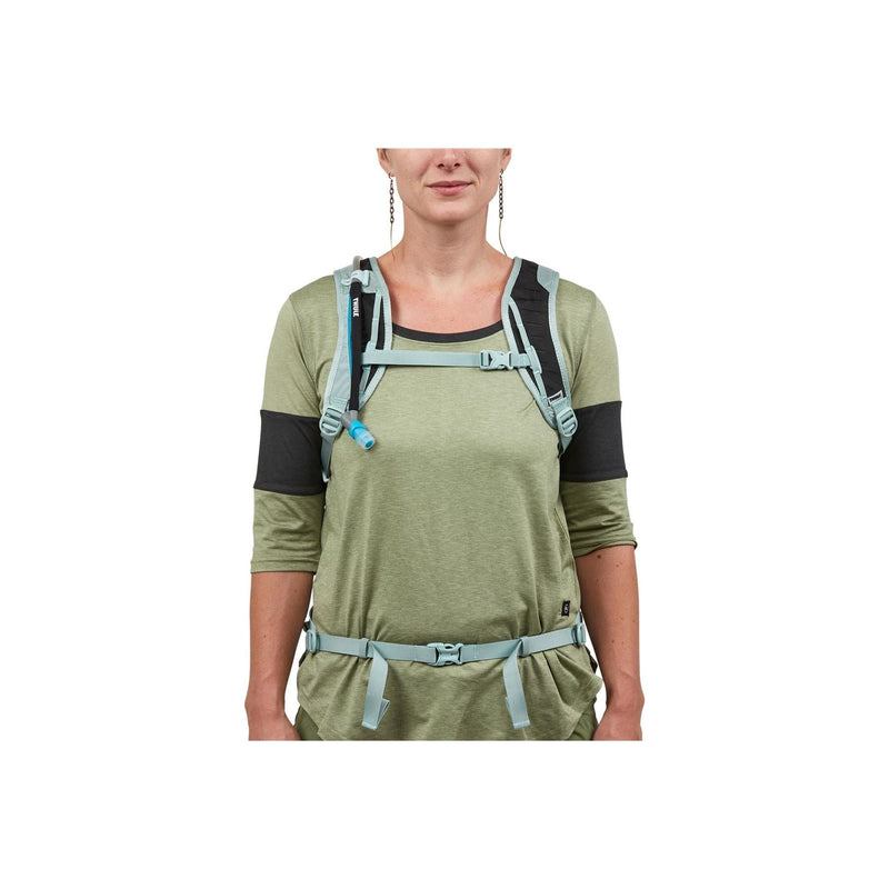 Thule Vital Women's Hydration Pack 8L Alaska Light Blue Hydration Pack Thule - Dynamic Drive