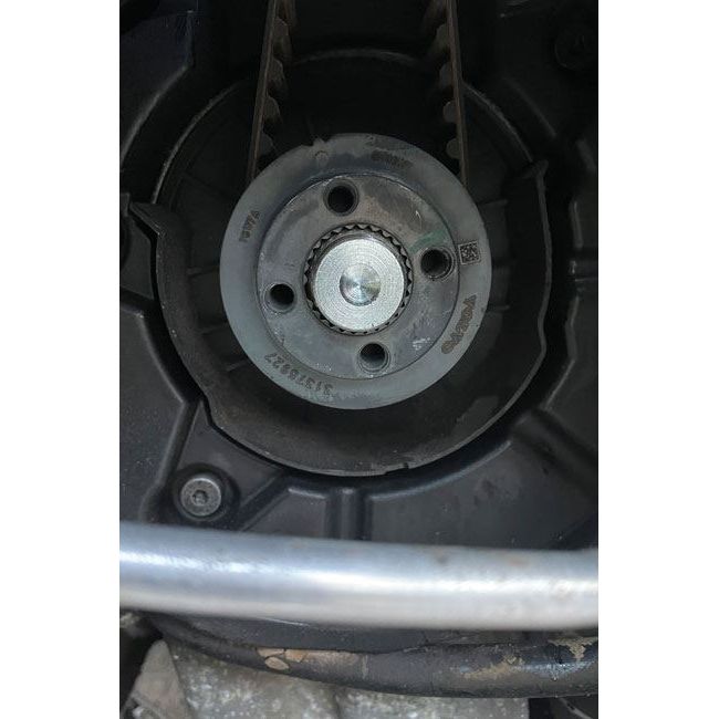 Laser Crankshaft Cambelt Pulley Puller - for Volvo Petrol & 2.0 Diesel 8410 Laser - Dynamic Drive