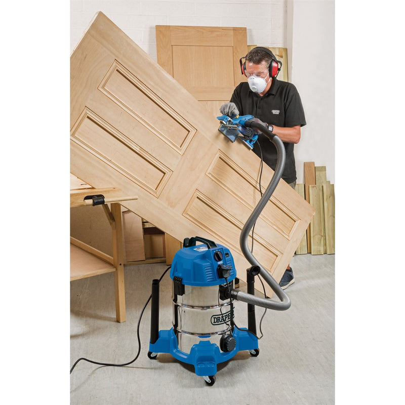Draper 230V Wet and Dry Vacuum Cleaner with Stainless Steel Tank and Integrated Draper - Dynamic Drive