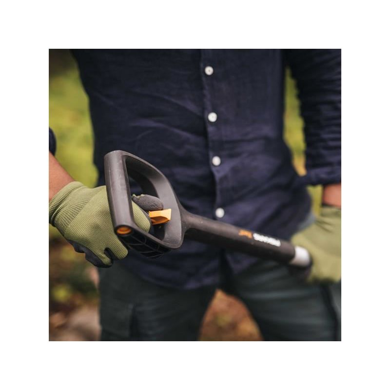 Fiskars Xact™ Telescopic Pointed Spade Fiskars - Dynamic Drive