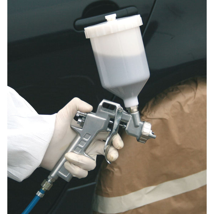Sealey Gravity Feed Spray Gun 2.2mm Set Up Adjustable Paint Flow 600ml Sealey  - Dynamic Drive