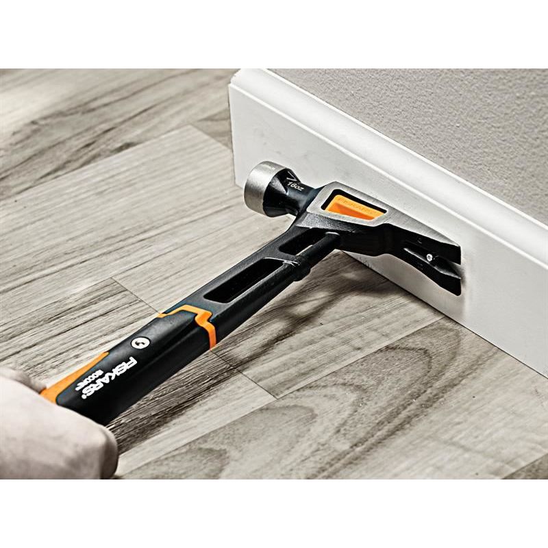 Fiskars IsoCore Finishing Hammer 450g (16oz) Fiskars - Dynamic Drive