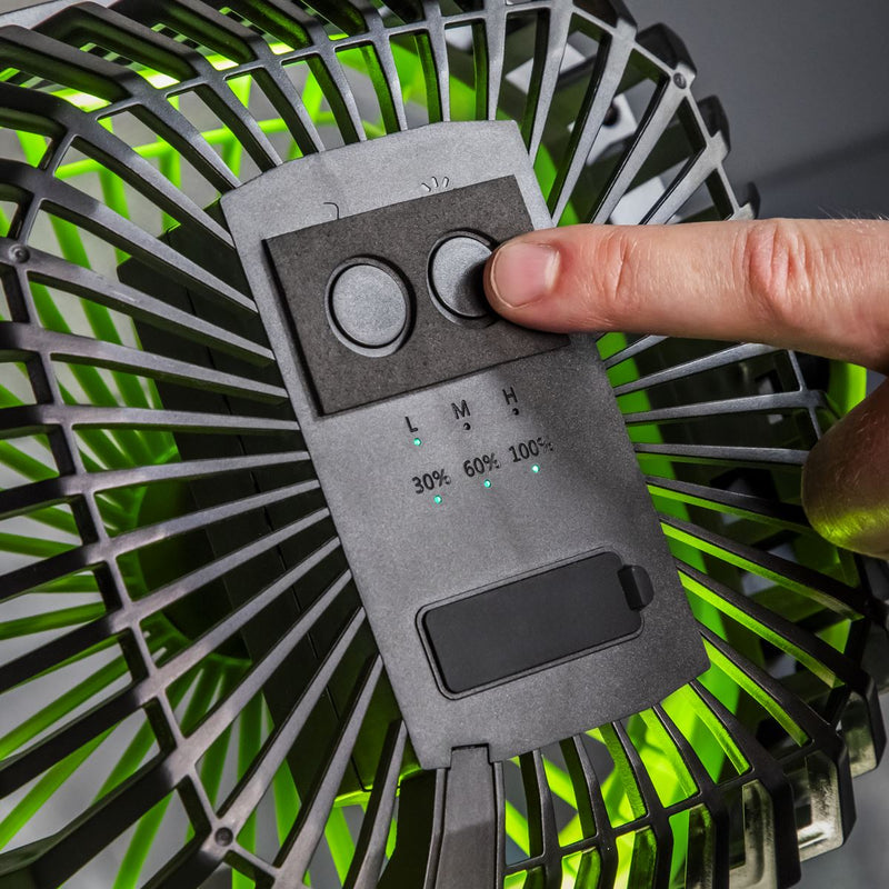 Sealey 4-Speed Portable Clip Fan with Worklight 8" SCF8WL Sealey - Dynamic Drive