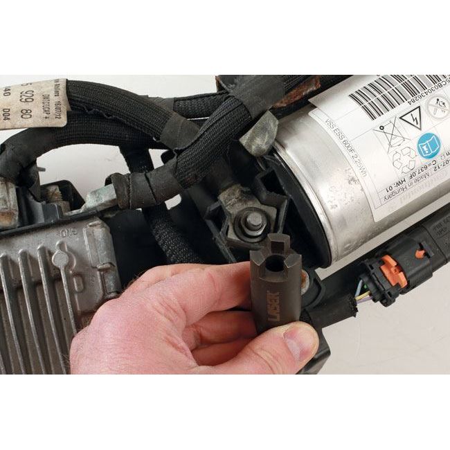 Laser Tri Lobe Stop/Start Capacitor Socket PSA Group 8614 Laser - Dynamic Drive