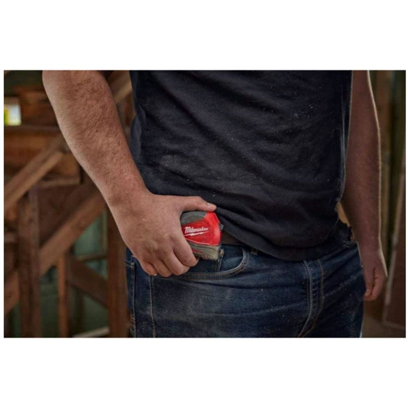 Milwaukee 4932459596 8m/26ft Pro Compact Tape Measure, Red Milwaukee - Dynamic Drive