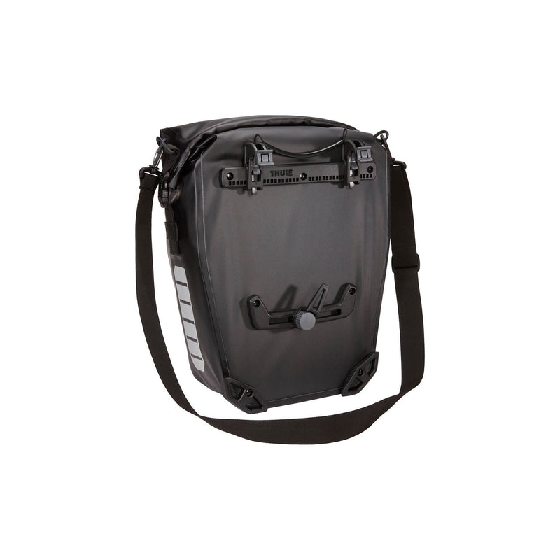Thule Shield pannier 17L black Pannier Thule - Dynamic Drive